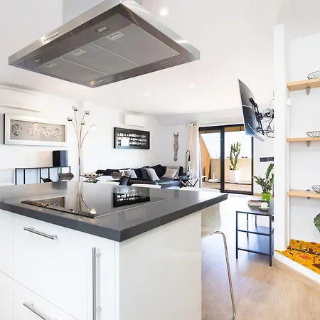 Home2book Chic Penthouse With Terrace, Cruz Appartement