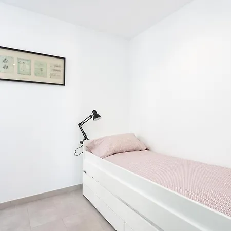 Home2book Chic Penthouse With Terrace, Cruz